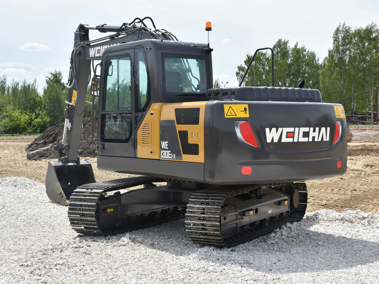 Гусеничный экскаватор Weheavy WE130Е2-H