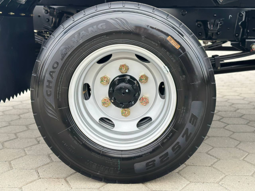 Грузовик бортовой ISUZU ELF