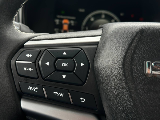 Isuzu D-MAX V-CROSS 2.5 TD