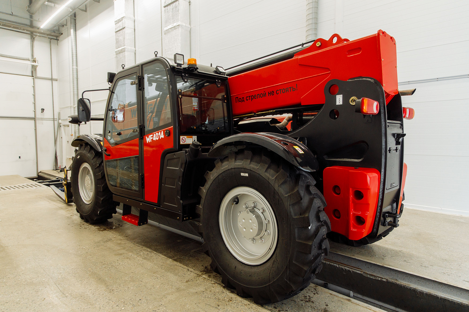Телескопический погрузчик Weheavy WF4014