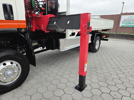 ISUZU ELF бортовой с КМУ UNIC