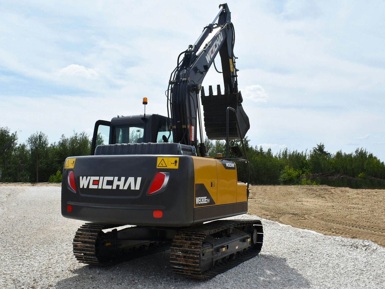 Гусеничный экскаватор Weheavy WE130Е2-H