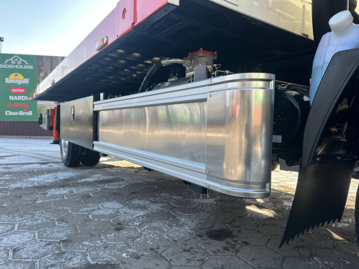 Эвакуаторная платформа 4.5 т на шасси Isuzu Elf